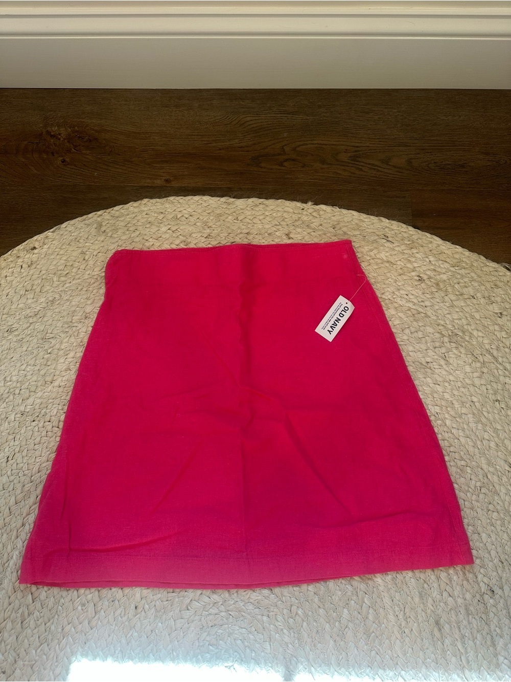 Old Navy Bright Pink Pencil Skirt